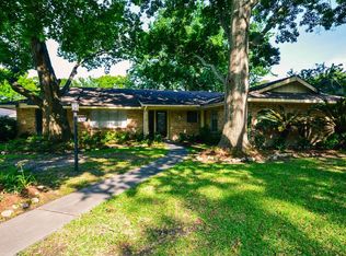 9707 Kit St, Houston, TX 77096