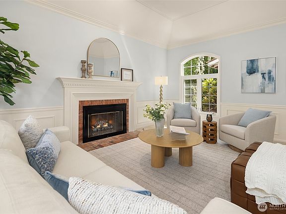 5th image of 22525 SE 46th Place