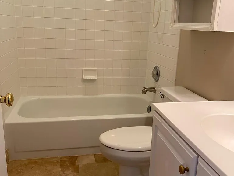 12901 Hedgetop Dr — Photo 21