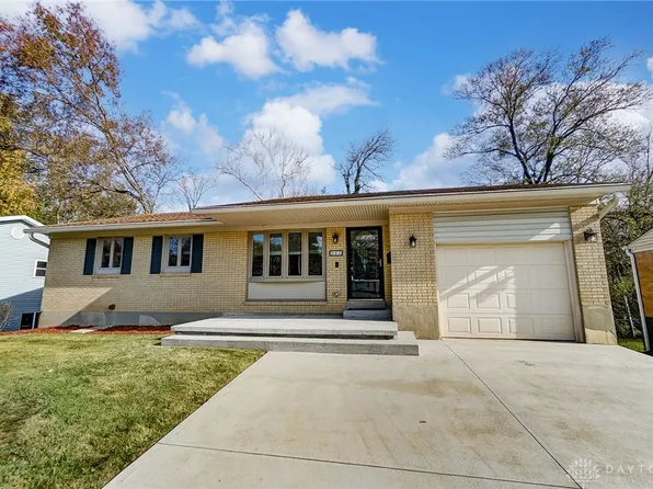 241 Upper Hillside Dr, Bellbrook, OH 45305