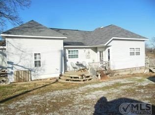 6235 Hog Creek Rd, Everton, AR 72633