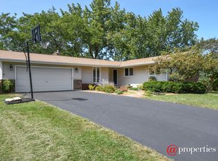 1228 Prairie Ave, Barrington, IL 60010