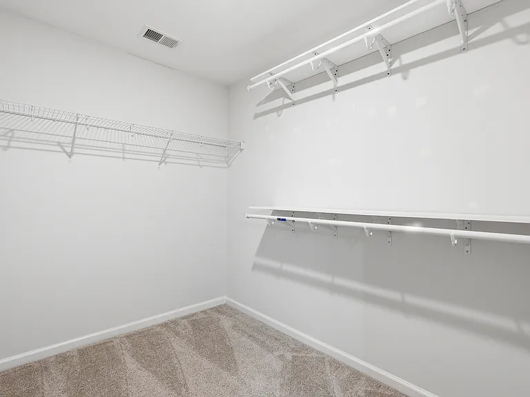 17 Crown Ct — Photo 34