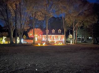 936 Sandy Creek Rd, Fayetteville, GA 30214