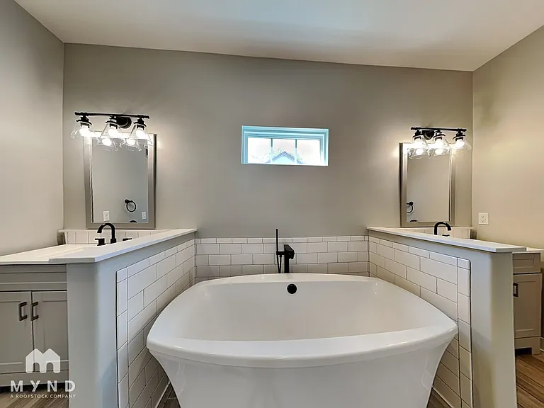 405 S Carl St — Photo 13