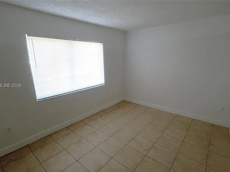 505 NW 177th St #121 — Photo 14