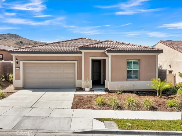 11951 Sagecrest Ct, Corona, CA 92883