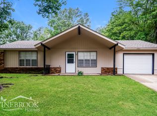 2487 Oak Grove Ln, Jackson, MS 39212