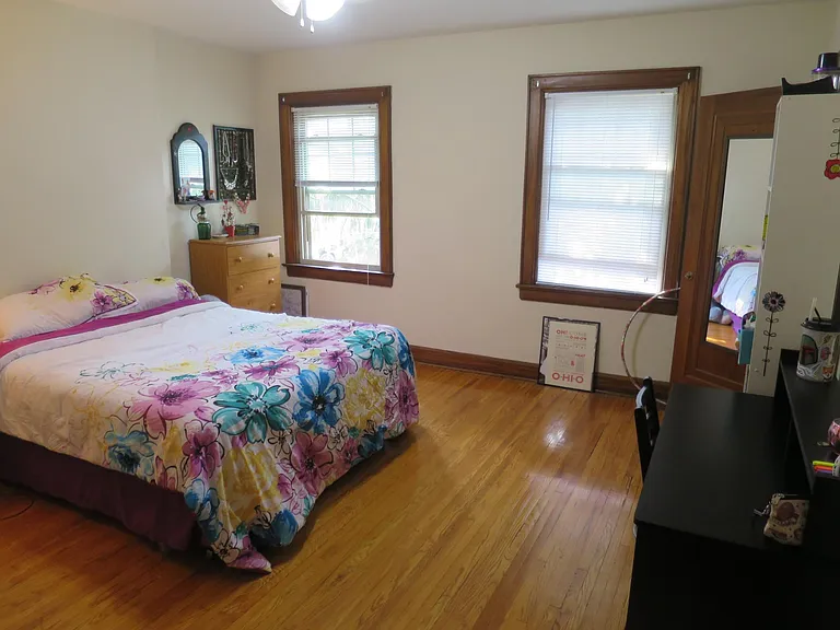 2686 Indianola Ave — Photo 11