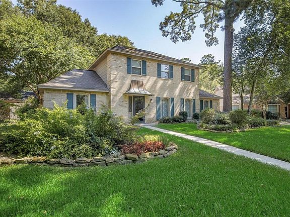 2nd image of 2603 Parkdale Dr
