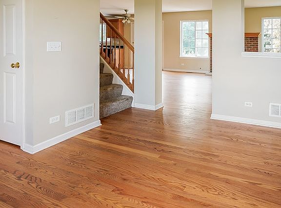 4th image of 2026 Greenview Dr