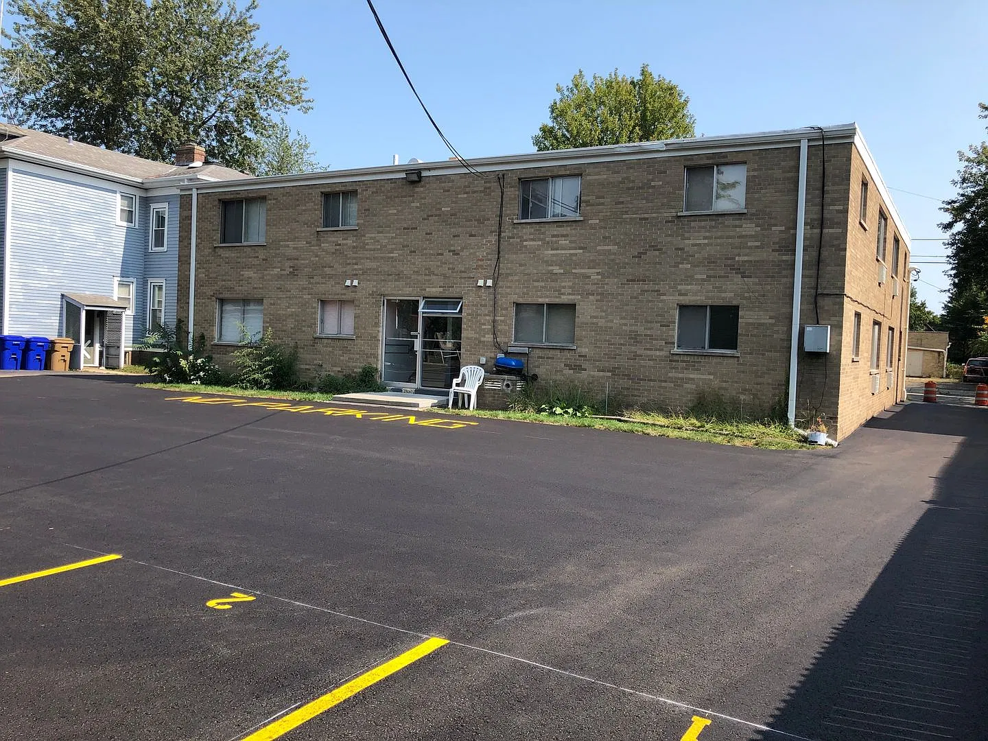 Allendale Apartments — Photo 3