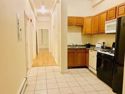 110 Branch St UNIT 1, Lowell, MA, 01851
