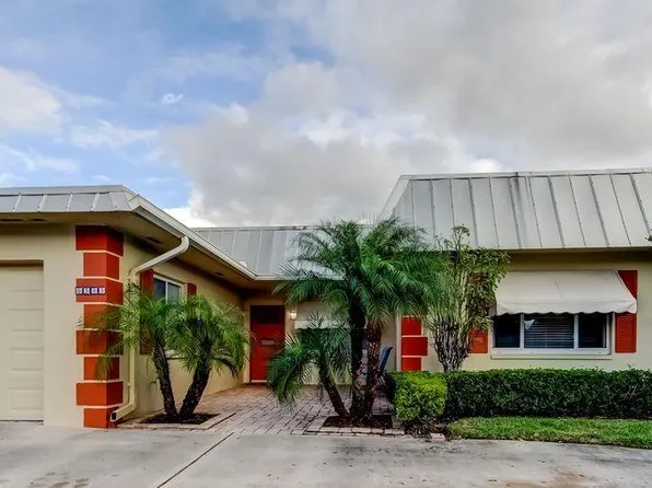 6565 Green Valley Dr, Seminole, FL 33777