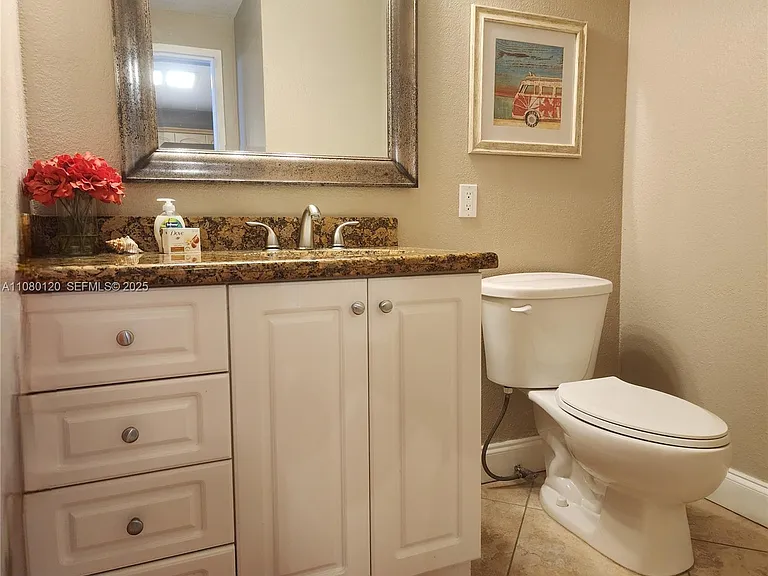 3505 S Ocean Dr #407 — Photo 19