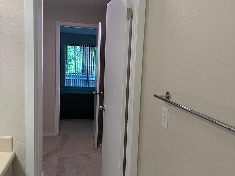 812 Walnut St #C — Photo 23