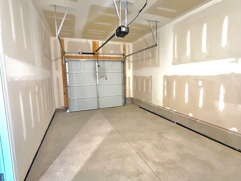 1- car garage