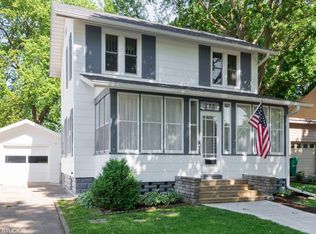 222 S Stott St, Genoa, IL 60135