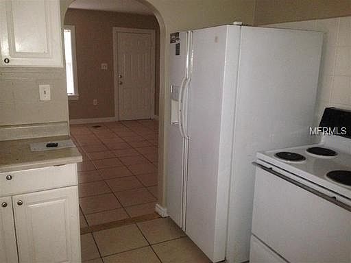 3rd image of 2327 17th Ave S