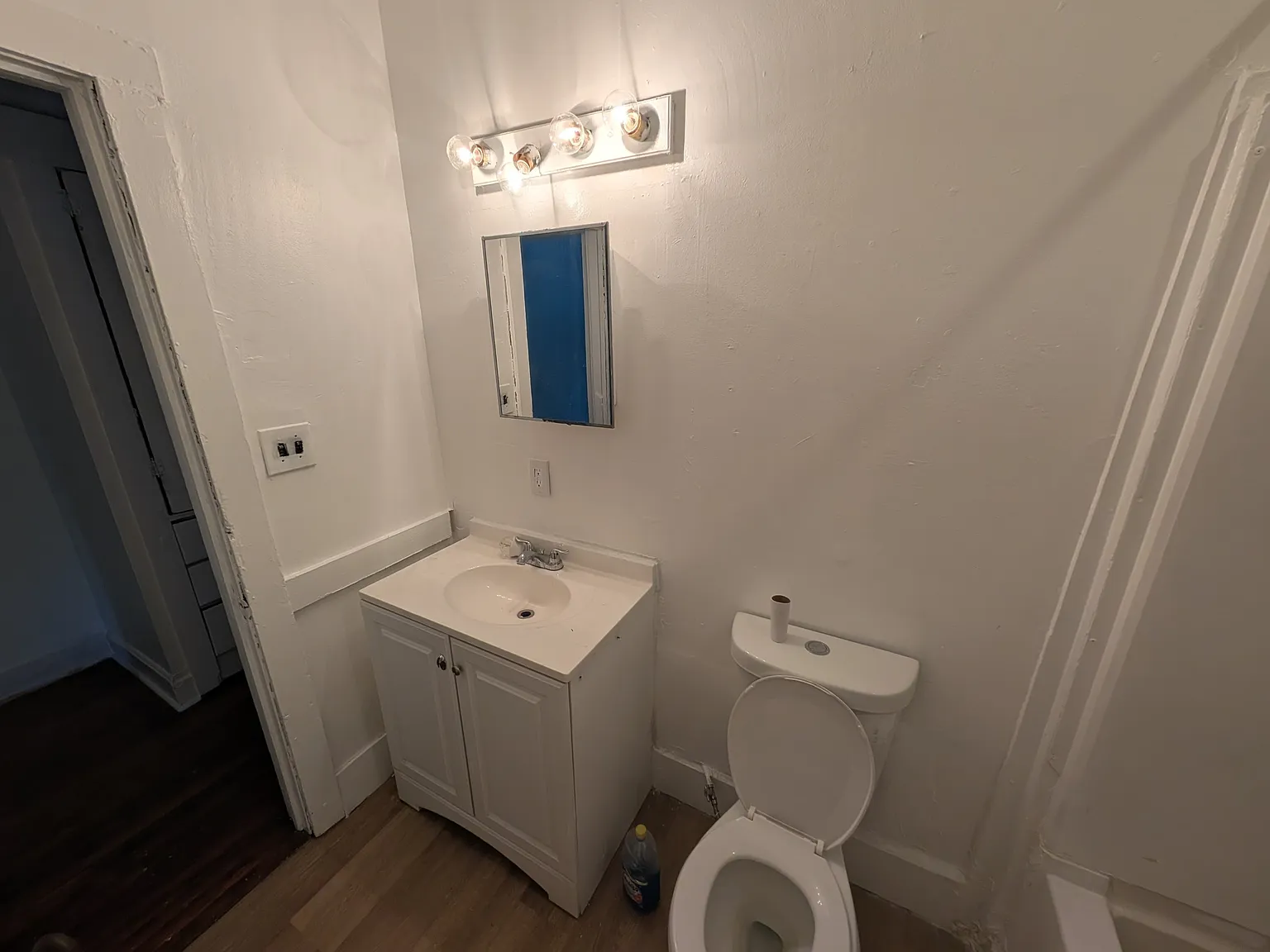 9302 Denison Avenue Cleveland OH 44102 — Photo 2
