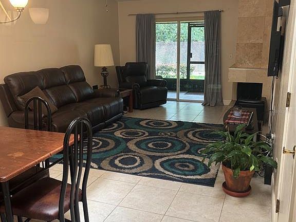 3rd image of 283 HILL STREET #283
