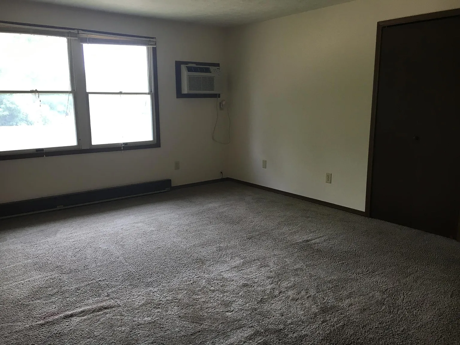 2 bed, $795 — Photo 4