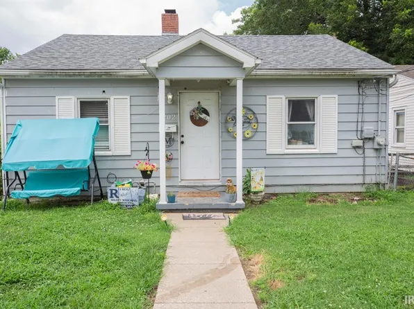 1202 Harmony Way, Evansville, IN 47720