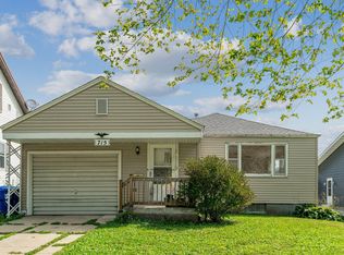 715 1st Ave NE, Oelwein, IA 50662