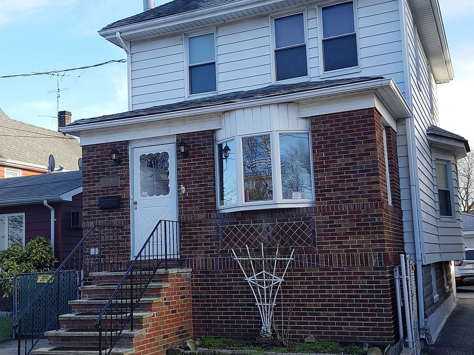 1st image of 24 Heusden St