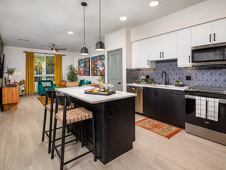 Chroma Apartment Homes — Photo 8