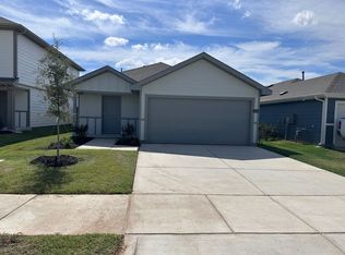 5549 Rollins Dr, Krum, TX 76249