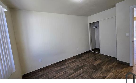 3rd image of 1077 S Sunshine Ave