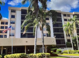 900 NE 195th St APT 506, Miami, FL 33179