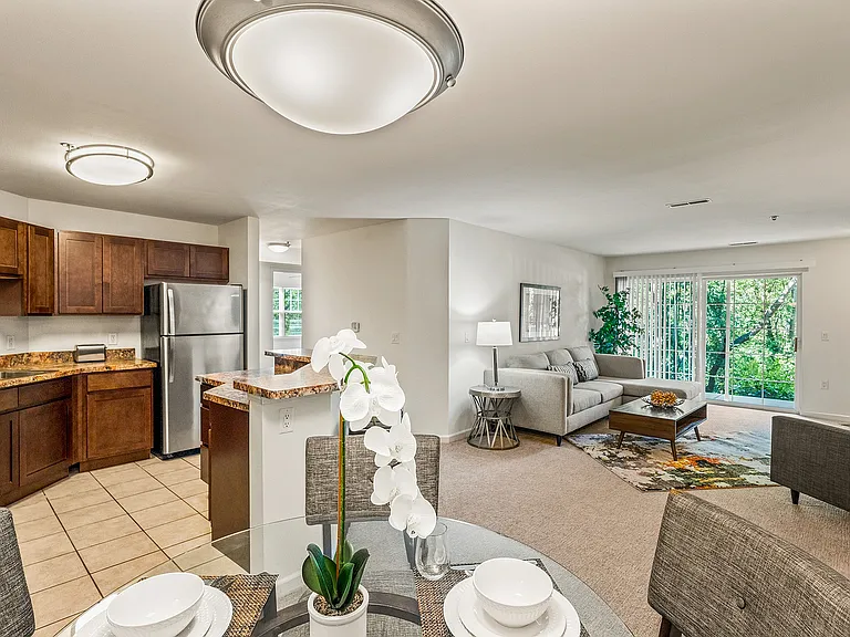 The Landmark At Hatchery Hill Living Room