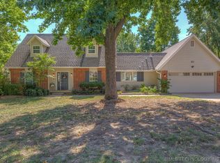 5824 E 76th Pl, Tulsa, OK 74136