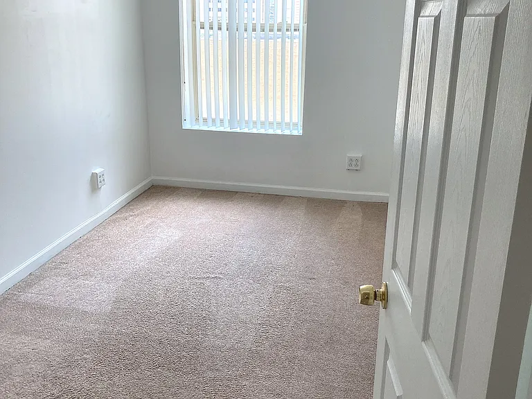 3401 Forbes Ave #403 — Photo 9