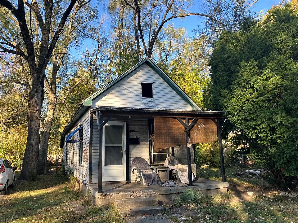 1st image of 1513 S 21st St