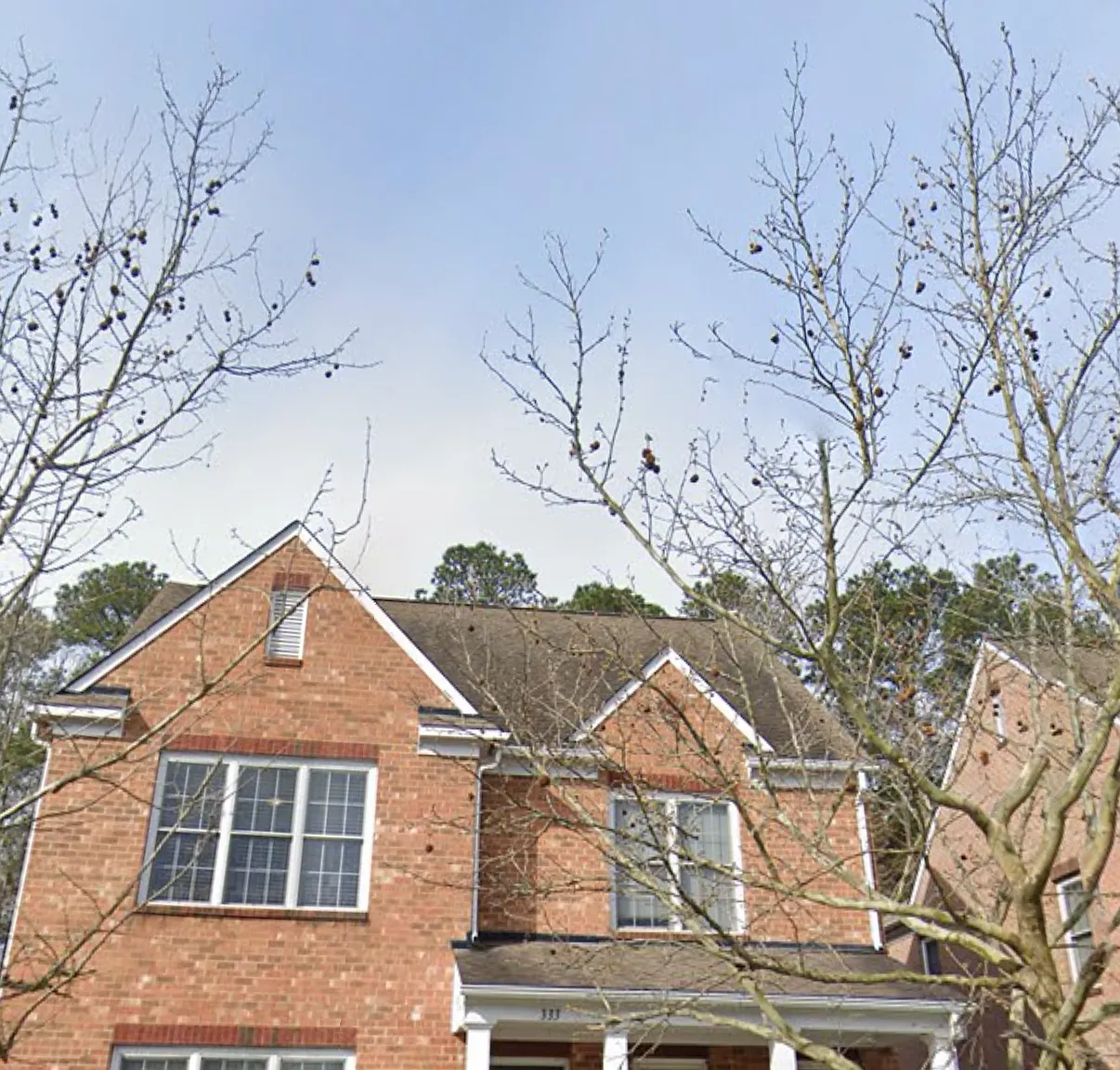 4 bed, 2.5 bath, 2821 sqft, $2,900 — Photo 1