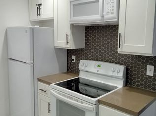 1010 W Macarthur Blvd APT 88, Santa Ana, CA 92707