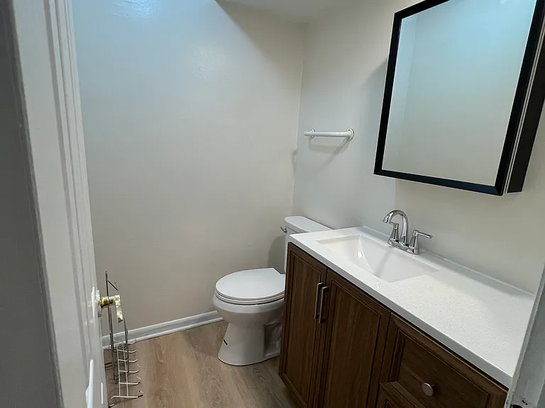 4643 Main St #1D — Photo 10