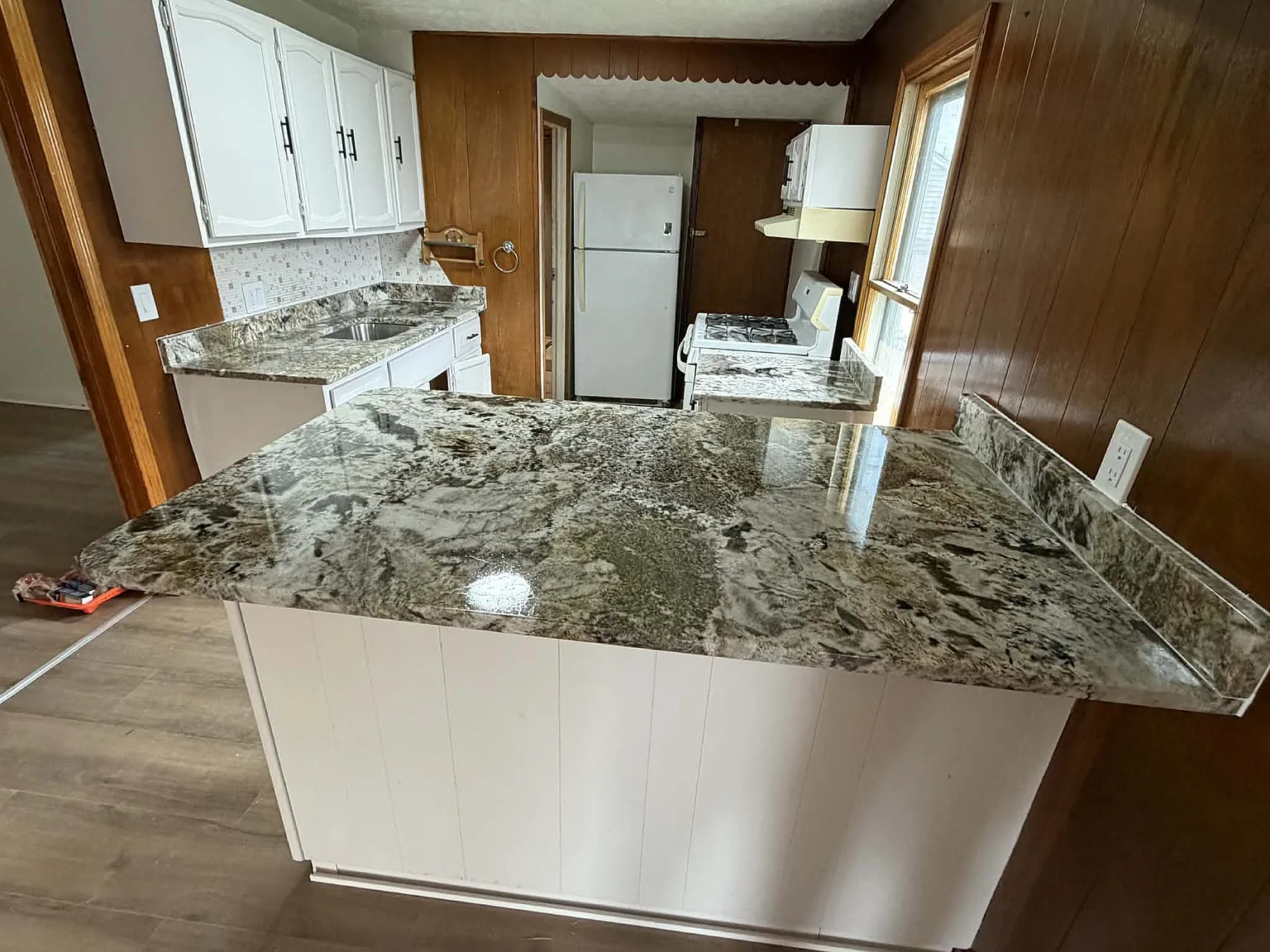 3 bed, 1100 sqft, $1,800 — Photo 3