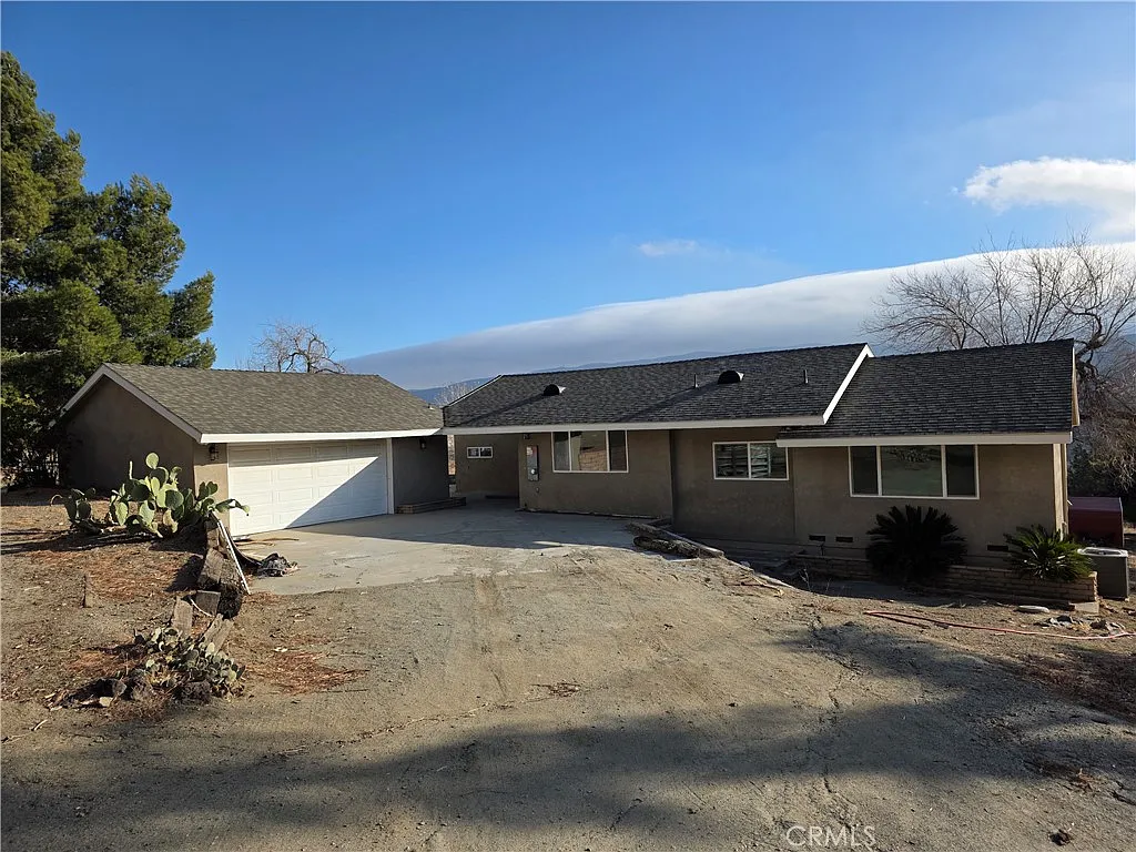 Building Photo - 8822 Babia St