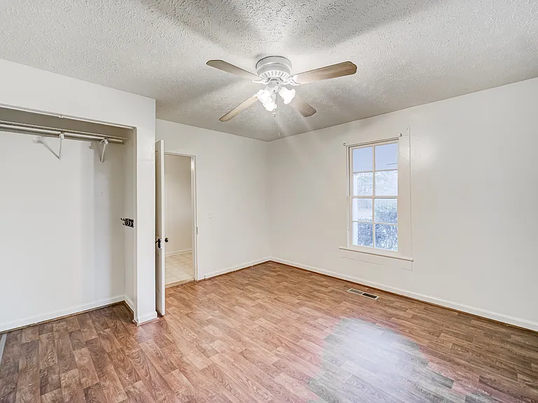 1290 Reavis Mountain Rd — Photo 38