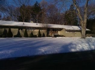 32345 Drury Ln, Beverly Hills, MI 48025