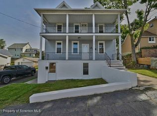 147 E Pine St, Dunmore, PA 18512