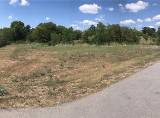 109 W Avenue C, Jarrell, TX 76537