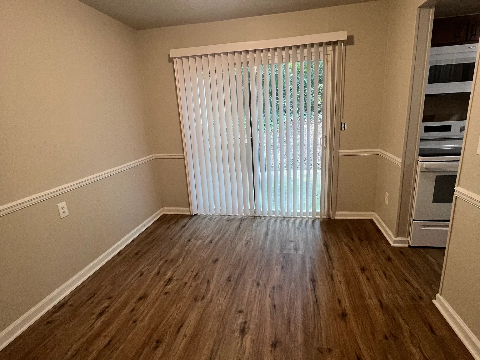 Snellville: 2BR/2.5B Town Home — Photo 2