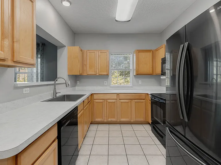 12423 Forest Lake Cir N #1 — Photo 4