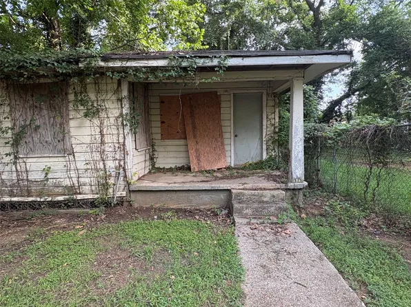 621 Kelly St, Bossier City, LA 71111