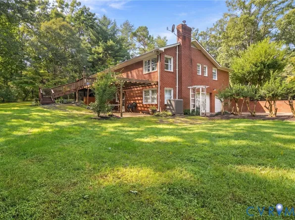 4505 Crown Hill Rd, Mechanicsville, VA 23111